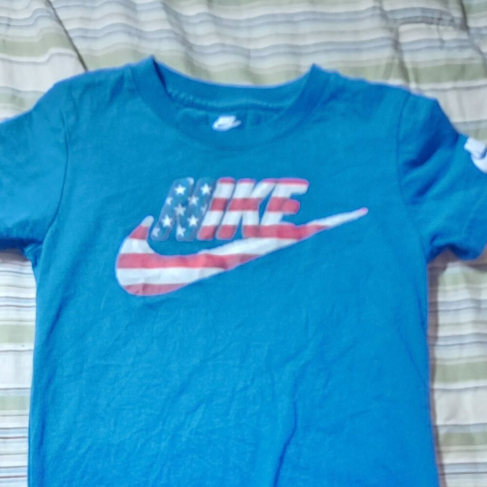 Blue little boys Nike shirt size 4/5
